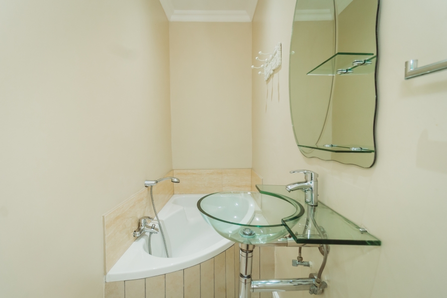 2 Bedroom Property for Sale in Bodorp Western Cape
